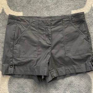Ann Taylor Signature Green Khaki Short